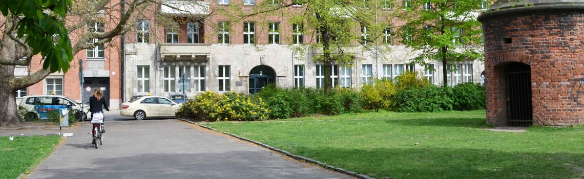 Psychologische Hochschule Berlin Profil Header Bild