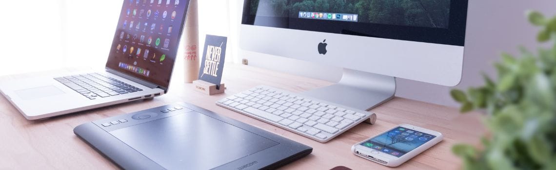 Digitale Medien Profil Header Bild