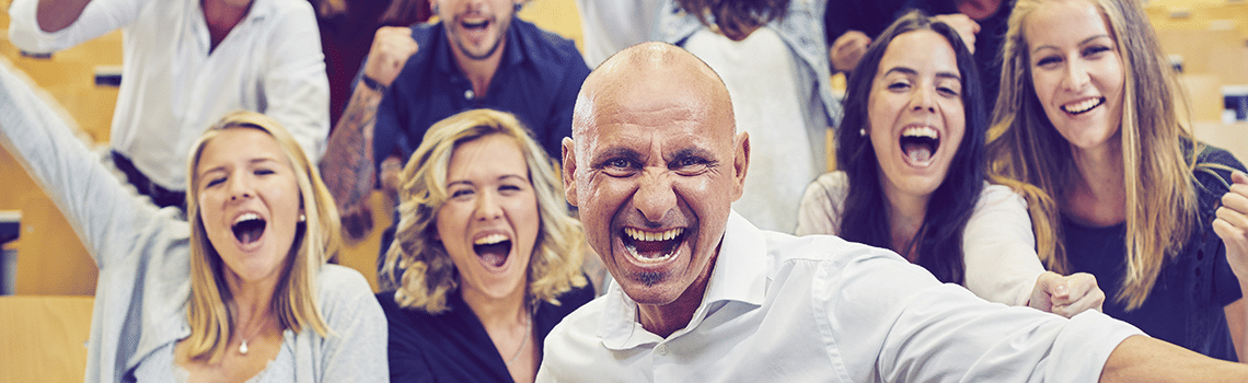 Executive Management Profil Header Bild