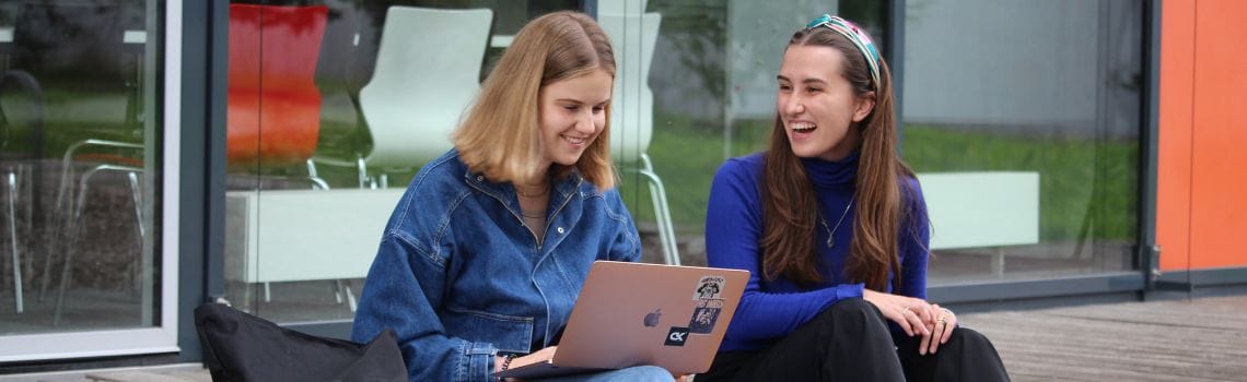 Wirtschaft & Schauspiel Profil Header Bild