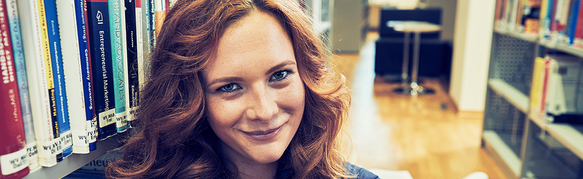 Financial Management & Controlling Profil Header Bild