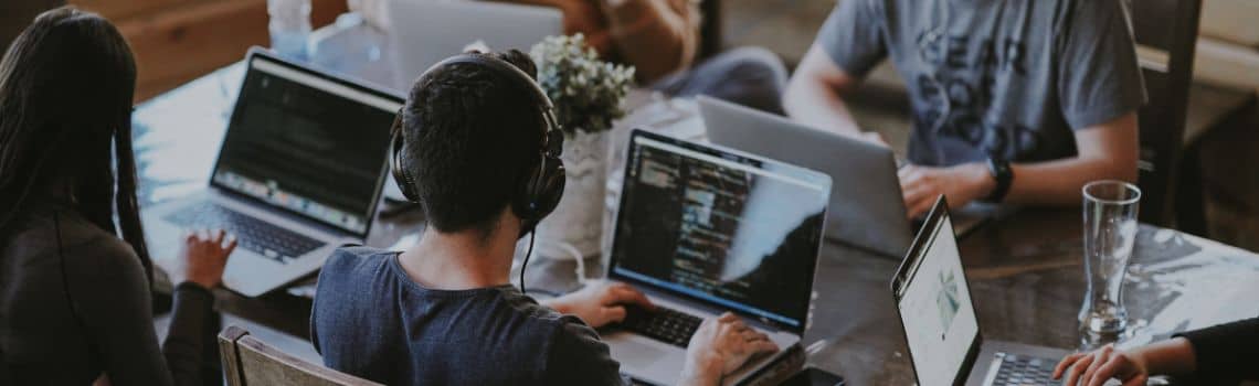 IT Management Profil Header Bild