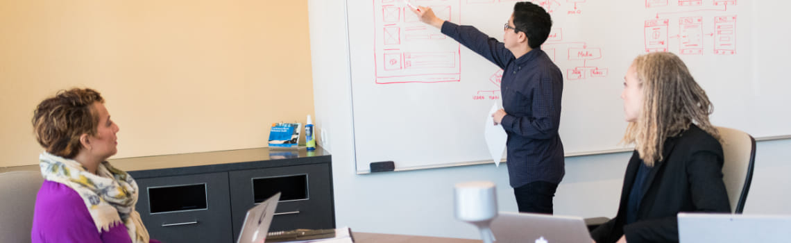 Wirtschaftsinformatik (B.Sc.) Profil Header Bild