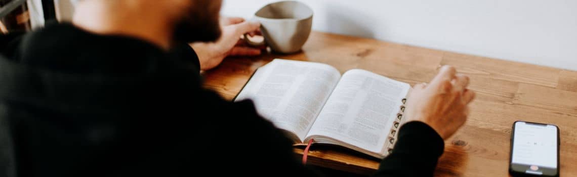 Gesundheits- und Krankenpflege Profil Header Bild