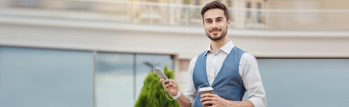 Bachelor Accounting & Controlling (Onlinestudium Plus) Profil Header Bild