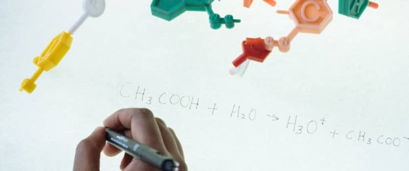 Chemie studieren an der JKU: Was macht dieses Studium aus?