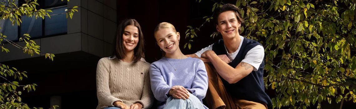 International Banking and Finance Profil Header Bild